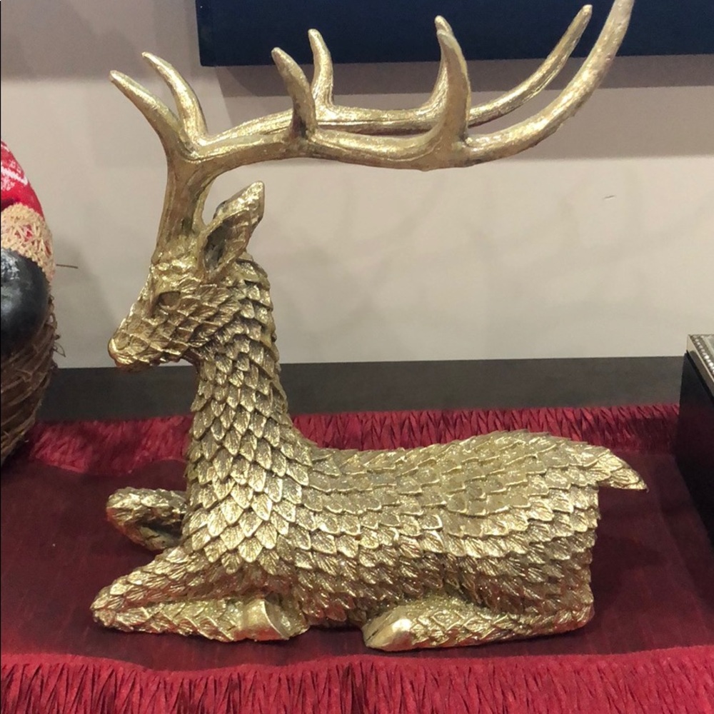 Deer Christmas Decor